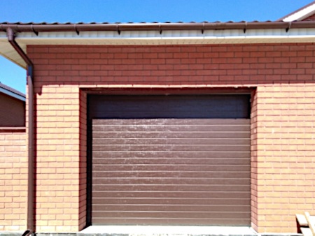 Алюминиевые гаражные ворота RSD01LUX 2500x2200 в Калуге